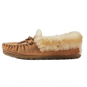 L.L. Bean Women's Wicked Good Moccasins NEW WITHOUT TAGS.